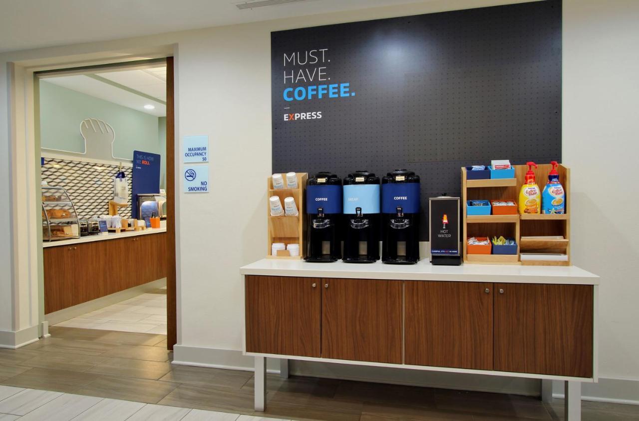 Holiday Inn Express Hotel & Suites Amarillo South By Ihg Zewnętrze zdjęcie